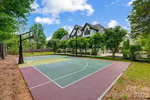 8707 Fairview Rd, Charlotte, NC 28226 - Photo 27