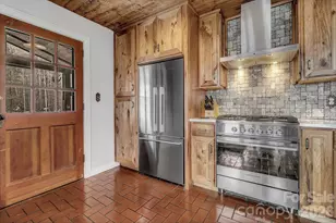 346 Lucky Ln, Clyde, NC 28721 - Photo 13