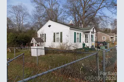 415 S Maple Street S, Dallas, NC 28034 - Photo 11