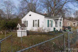 415 S Maple Street S, Dallas, NC 28034 - Photo 11