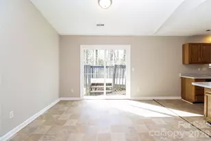 2001 Teddington Dr, Charlotte, NC 28214 - Photo 5