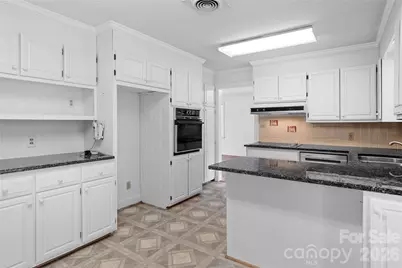 3116 Burkeshore Road, Winston Salem, NC 27106 - Photo 13