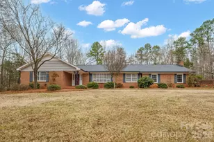 333 Sandy Ford Rd, Mount Holly, NC 28120 - Photo 1
