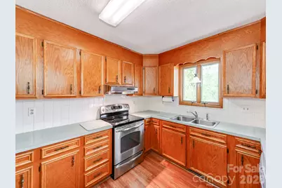 528 Johnson Dairy Road, Mooresville, NC 28115 - Photo 13