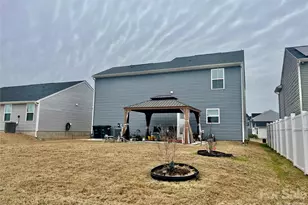 171 Crownpiece St, Troutman, NC 28166 - Photo 3