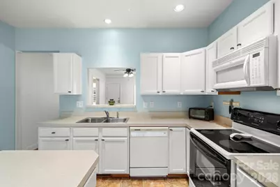 403 Sassafras Drive, Hendersonville, NC 28739 - Photo 11