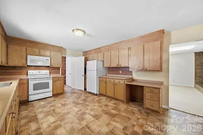 4698 Forest View Road, Blacksburg, SC 29702 - Photo 15