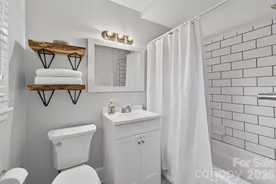 3400 Driftwood Drive, Charlotte, NC 28205 - Photo 13