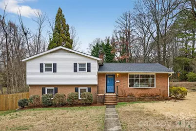 3400 Driftwood Drive, Charlotte, NC 28205 - Photo 1