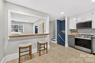 3400 Driftwood Dr, Charlotte, NC 28205 - Photo 7