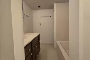 8 Shadywood Cir, Asheville, NC 28803 - Photo 11