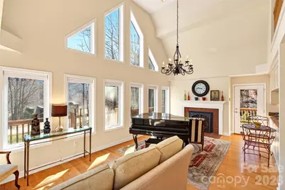 741 Blue Ridge Drive N, Marion, NC 28752 - Photo 7