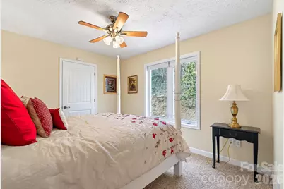 741 Blue Ridge Drive N, Marion, NC 28752 - Photo 23