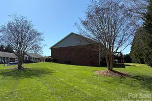 107 Forrest Glenn Ct, King, NC 27021 - Photo 9