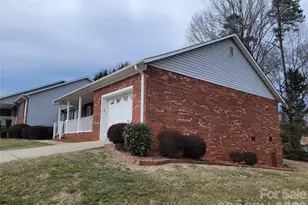 107 Forrest Glenn Ct, King, NC 27021 - Photo 7