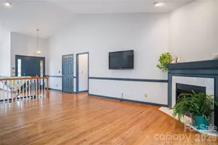 105 Fairway Knoll Dr, Hendersonville, NC 28739 - Photo 13