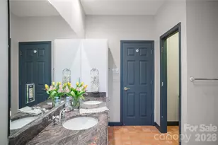 105 Fairway Knoll Dr, Hendersonville, NC 28739 - Photo 27