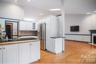 105 Fairway Knoll Drive, Hendersonville, NC 28739 - Photo 33