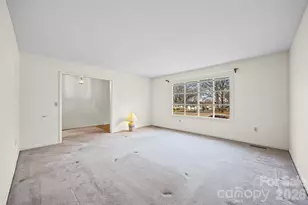 126 Oakside Dr, Harrisburg, NC 28075 - Photo 5