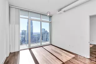 215 Pine Street N, Charlotte, NC 28202 - Photo 21