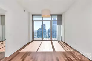 215 Pine Street N, Charlotte, NC 28202 - Photo 17