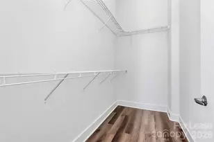 215 Pine Street N, Charlotte, NC 28202 - Photo 27