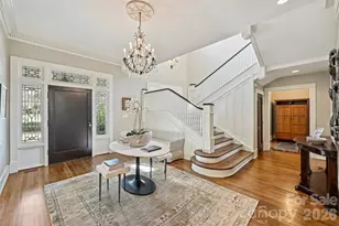 1136 Queens Rd, Charlotte, NC 28207 - Photo 5