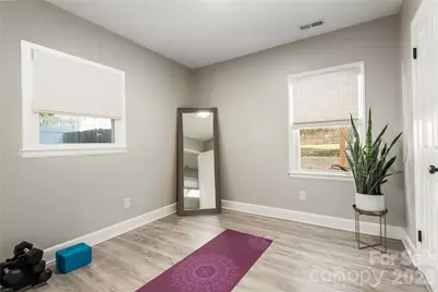 1933 Bentley Place, Charlotte, NC 28205 - Photo 11