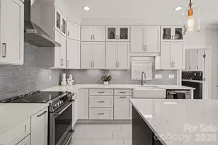 1015 Chelsea Pl, Matthews, NC 28105 - Photo 7