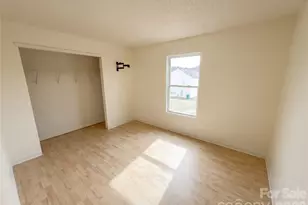 1911 Almond Hills Dr, Charlotte, NC 28262 - Photo 19