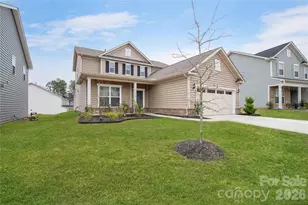 17010 Dogwood Crk Ln, Charlotte, NC 28278 - Photo 1