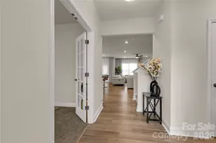 17010 Dogwood Crk Ln, Charlotte, NC 28278 - Photo 7