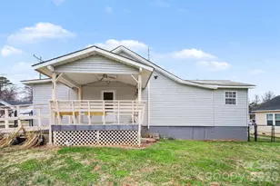 304 Adrian St, Mount Holly, NC 28120 - Photo 25