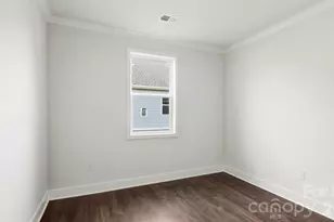648 River Btm Rd, Fletcher, NC 28792 - Photo 15