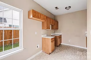 6648 Hampton Way Dr, Charlotte, NC 28213 - Photo 7