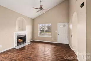 6648 Hampton Way Dr, Charlotte, NC 28213 - Photo 3