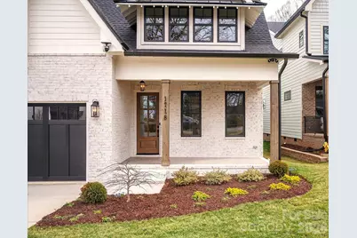 1718 Seifert Circle, Charlotte, NC 28205 - Photo 3