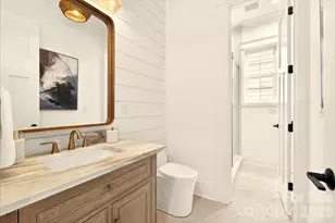 1718 Seifert Cir, Charlotte, NC 28205 - Photo 5