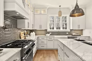 1718 Seifert Cir, Charlotte, NC 28205 - Photo 17