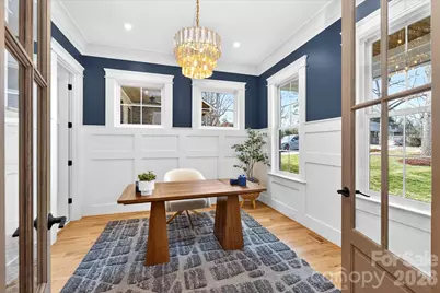 1718 Seifert Circle, Charlotte, NC 28205 - Photo 9