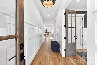 1718 Seifert Circle, Charlotte, NC 28205 - Photo 9