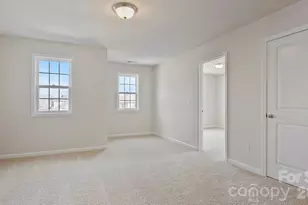 624 River Btm Rd, Fletcher, NC 28792 - Photo 33