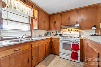 407 Conwell Road, Pleasant Hill, NC 27866 - Photo 3