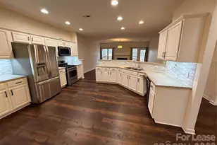 15622 Troubadour Ln, Huntersville, NC 28078 - Photo 9