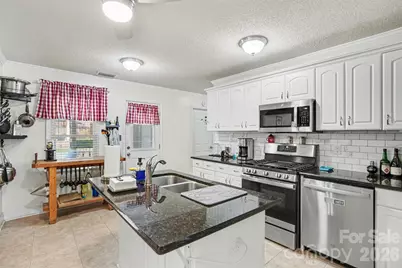 116 Brooks Drive, Stanley, NC 28164 - Photo 9