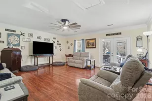 116 Brooks Dr, Stanley, NC 28164 - Photo 3