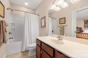 1410 Mountain Meadow Dr, Hendersonville, NC 28739 - Photo 37