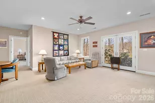 1410 Mountain Meadow Dr, Hendersonville, NC 28739 - Photo 31