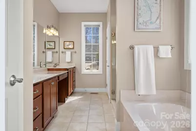 1410 Mountain Meadow Drive, Hendersonville, NC 28739 - Photo 25