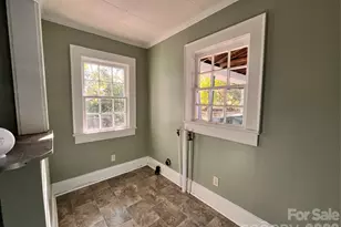 704 McAdenville Rd, Lowell, NC 28098 - Photo 9